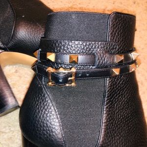 grainy calfskin ankle boot 90mm